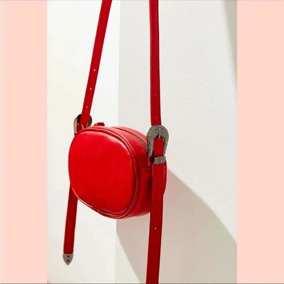 Urban Outfitters Mini Oval Red Crossbody Bag - Picture 2 of 10